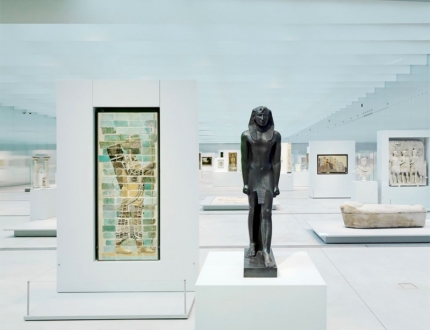 Der Louvre–Lens macht die neuartige Erfahrung von myEXPO.